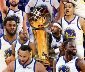 开云下载-勇士全队队员共同庆祝收获连胜