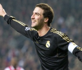 开云体育视频直播-塞维利亚压哨绝杀希腊，莱奥生涯之夜闪耀全场