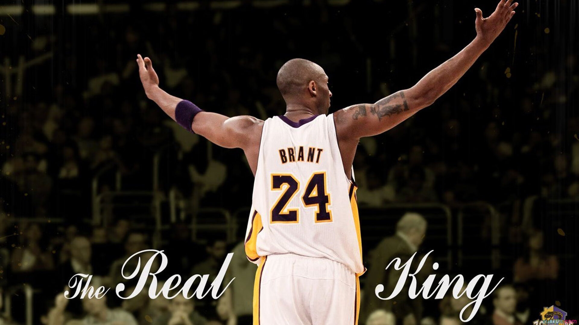 当圣西罗的星光黯淡，萨卡在瑞士与AC米兰的非对称战场上，如何完成一场跨维度的压制