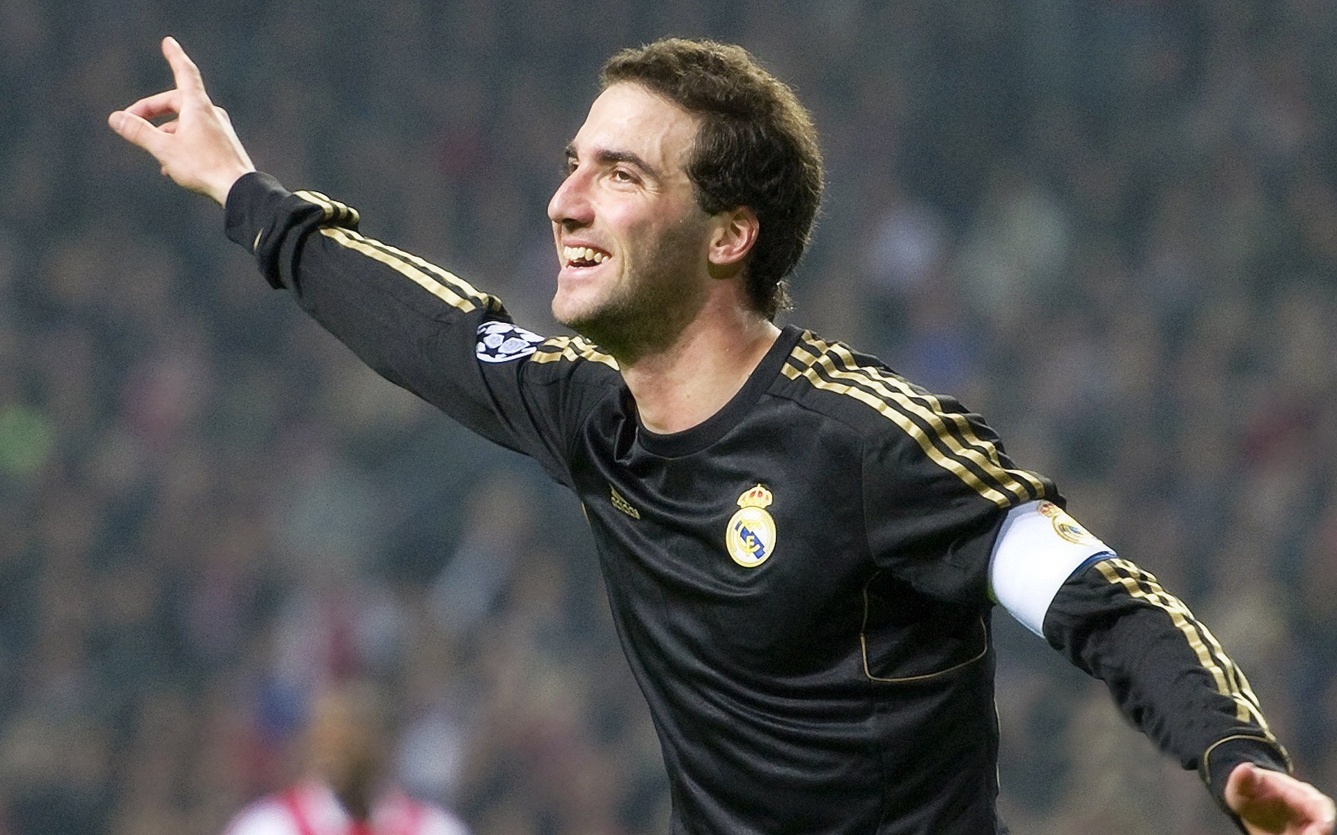 意甲焦点战外的焦点，奥地利击败苏格兰，欧洲杯的战术启示