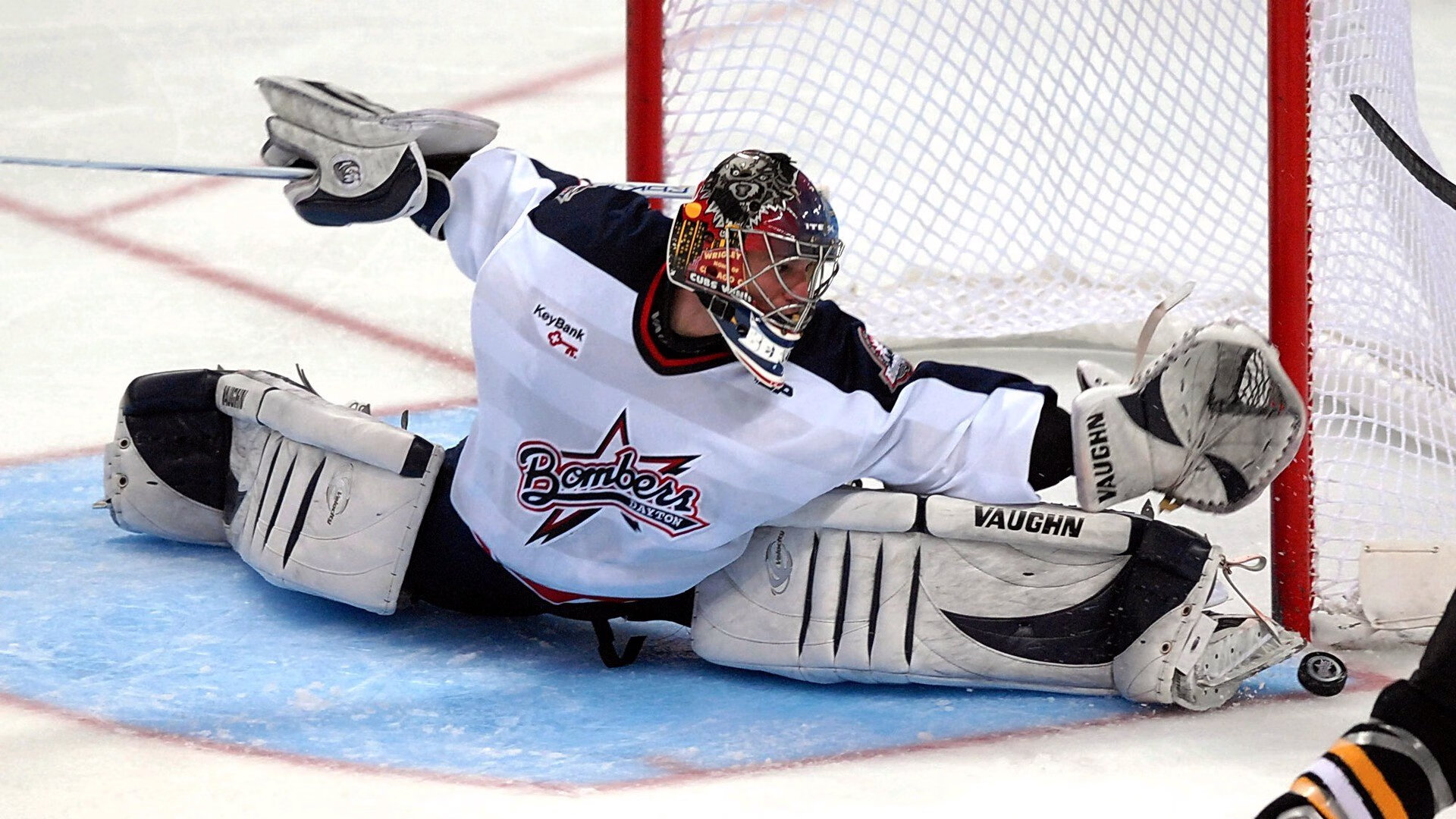 新王登基?杰伦·格林末节主宰比赛,步行者战术铁笼窒息骑士